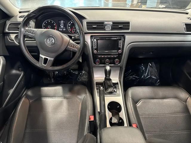 2014 Volkswagen Passat 1.8T SE