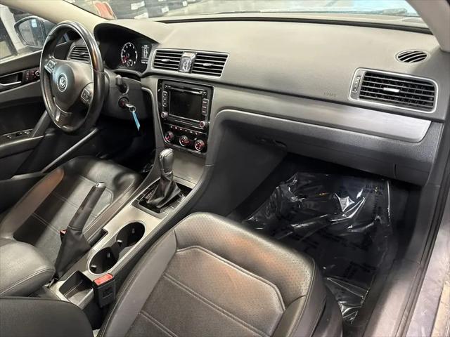 2014 Volkswagen Passat 1.8T SE