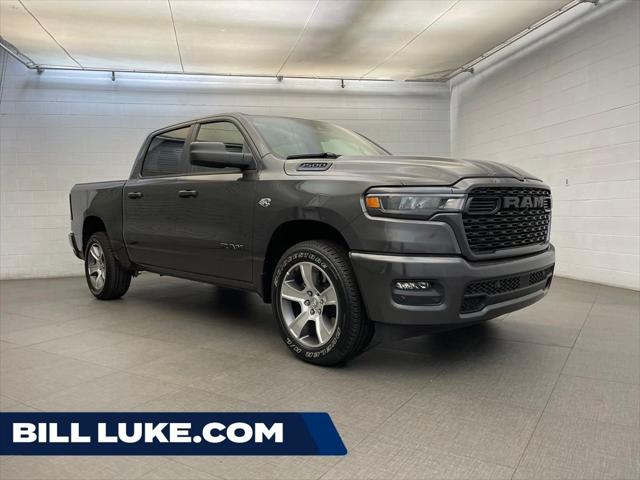 2026 RAM Ram 1500 RAM 1500 EXPRESS CREW CAB 4X2 57 BOX