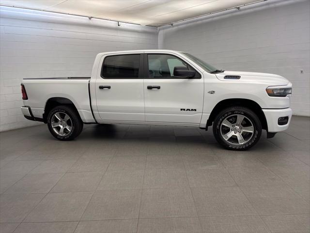 2026 RAM Ram 1500 RAM 1500 EXPRESS CREW CAB 4X4 57 BOX 2026 RAM Ram 1500 RAM 1500 EXPRESS CREW CAB 4X4 57 BOX