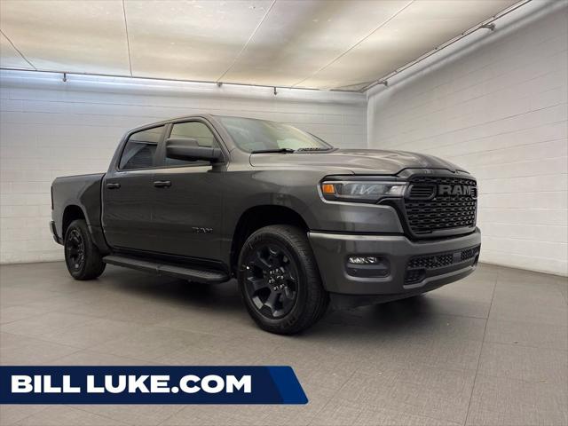 2026 RAM Ram 1500 RAM 1500 EXPRESS CREW CAB 4X4 57 BOX