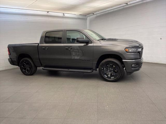 2026 RAM Ram 1500 RAM 1500 EXPRESS CREW CAB 4X4 57 BOX