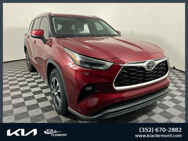 2021 Toyota Highlander XLE for sale in Clermont, FL