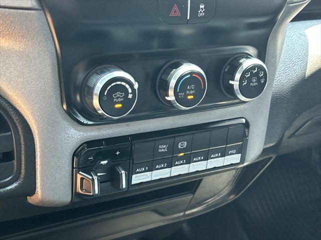 2024 Ram 3500 Tradesman/SLT/Laramie/Limited