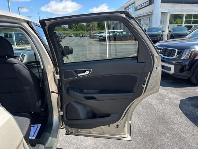 2017 Ford Edge SE