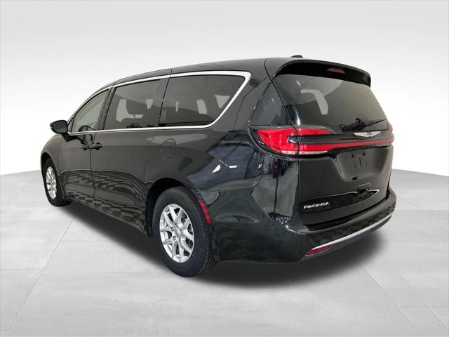 2024 Chrysler Pacifica Touring L 2024 Chrysler Pacifica Touring L
