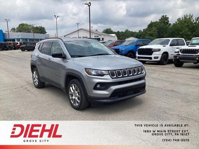 2022 Jeep Compass Latitude Lux 4x4 2022 Jeep Compass Latitude Lux 4x4