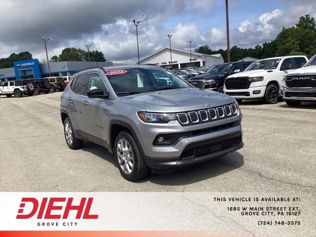 2022 Jeep Compass Latitude Lux 4x4 2022 Jeep Compass Latitude Lux 4x4