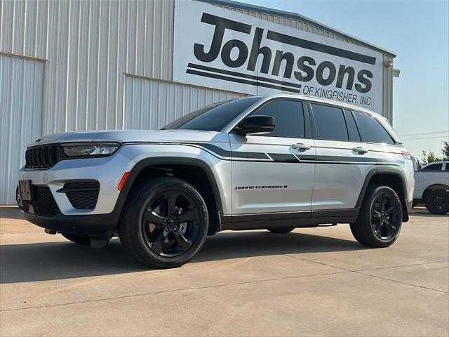 2023 Jeep Grand Cherokee Altitude X 4x4 for sale in Kingfisher, OK