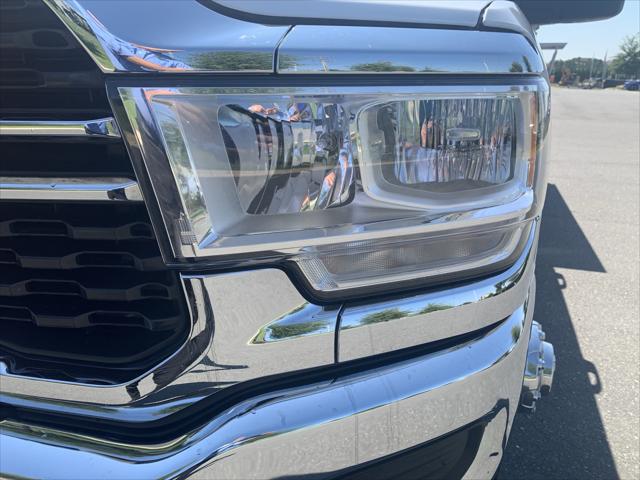 2024 Ram 3500 Tradesman/SLT/Laramie/Limited