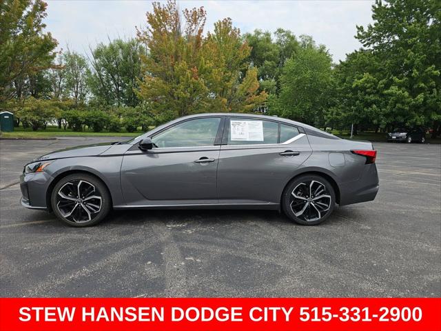 2024 Nissan Altima SR FWD for sale in Urbandale, IA
