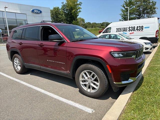 2023 Jeep Grand Cherokee L Laredo 4x4 2023 Jeep Grand Cherokee L Laredo 4x4