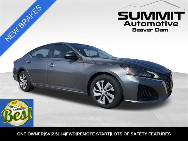 2024 Nissan Altima SV FWD for sale in Beaver Dam, WI