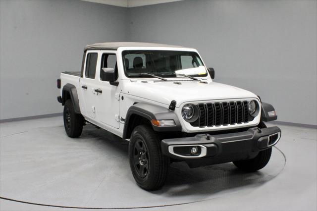2025 Jeep Gladiator Sport for sale in Groveport, OH