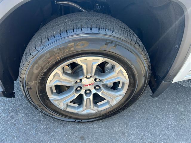 2025 GMC Sierra 1500 4WD Crew Cab Short Box SLT