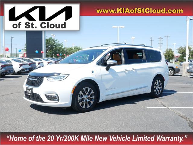 2023 Chrysler Pacifica Hybrid Pinnacle for sale in Waite Park, MN