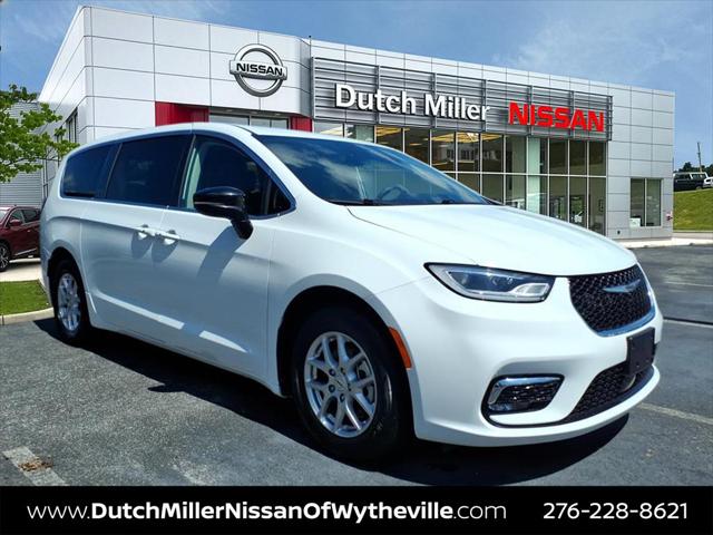 2024 Chrysler Pacifica Touring L for sale in Wytheville, VA