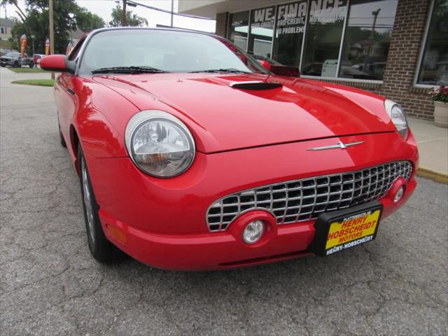 2002 Ford Thunderbird w/Hardtop Premium