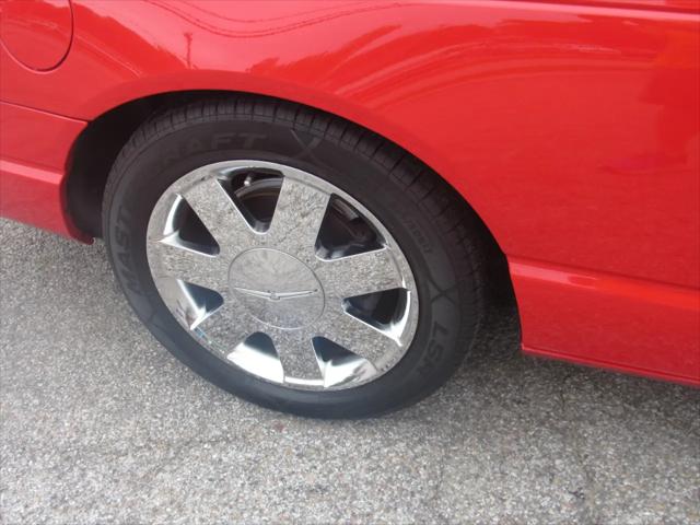 2002 Ford Thunderbird w/Hardtop Premium