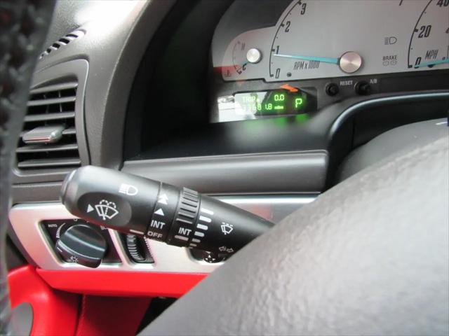 2002 Ford Thunderbird w/Hardtop Premium