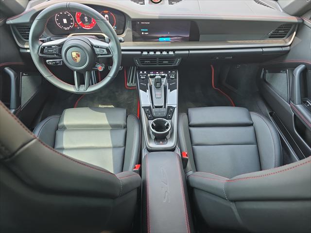 2026 Porsche 911 Carrera GTS Cabriolet