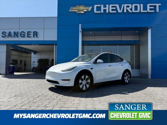 2021 Tesla Model Y Standard Range Rear-Wheel Drive for sale in Sanger, CA