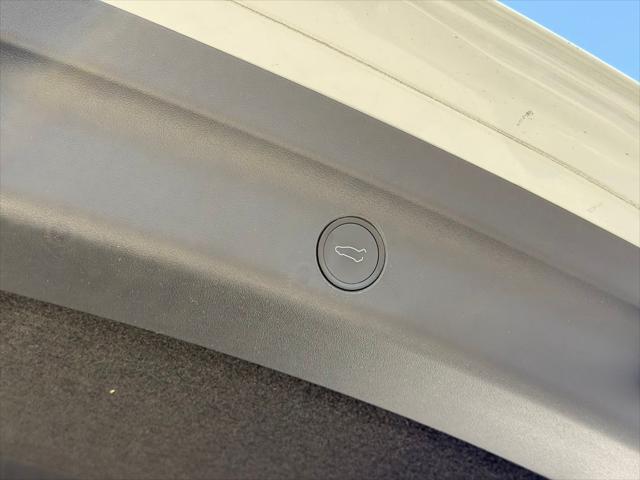 2021 Tesla Model Y Standard Range Rear-Wheel Drive