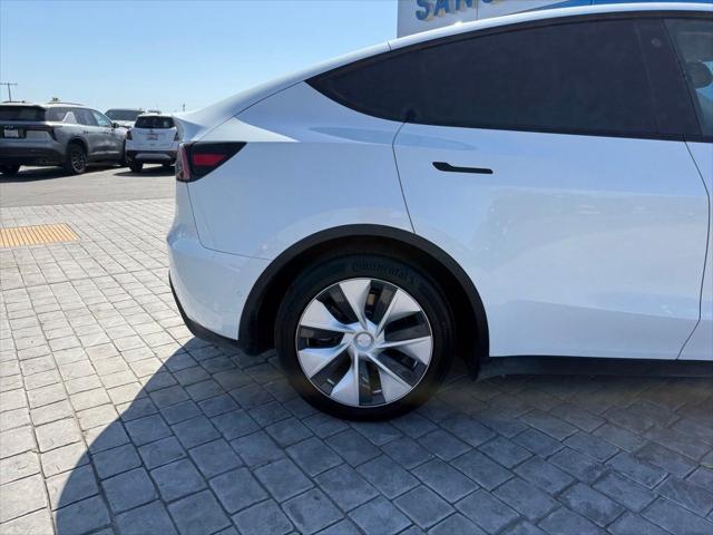 2021 Tesla Model Y Standard Range Rear-Wheel Drive
