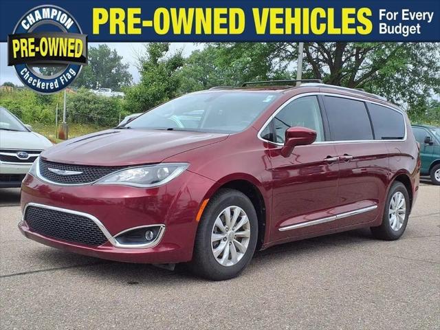 2019 Chrysler Pacifica Touring L for sale in Howell, MI