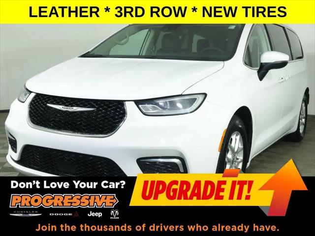 2023 Chrysler Pacifica Touring L for sale in Massillon, OH