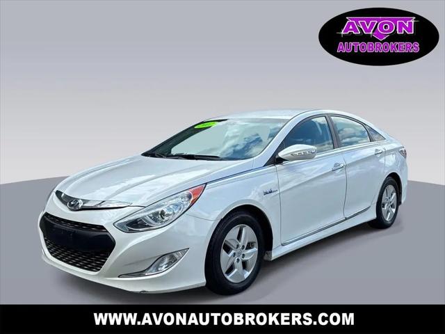 2012 Hyundai Sonata Hybrid Base for sale in Avon, MA