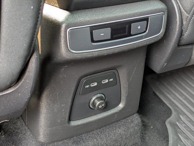 2023 Audi e-tron Premium Plus 40 RWD