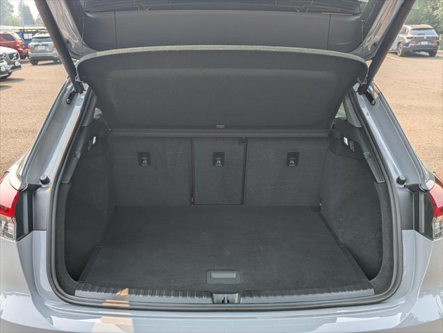 2023 Audi e-tron Premium Plus 40 RWD