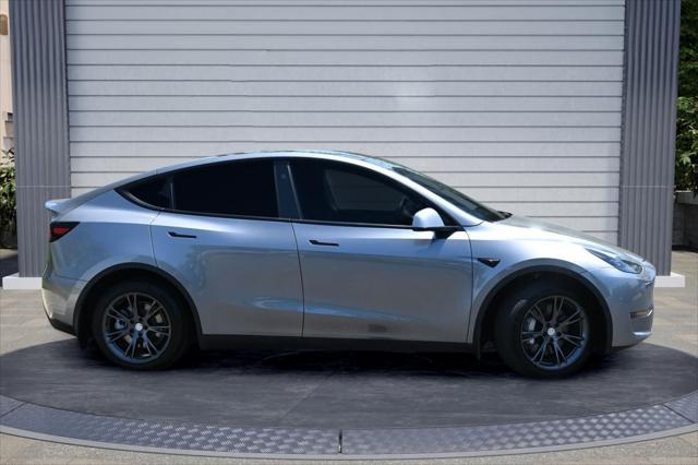 2024 Tesla Model Y Long Range Dual Motor All-Wheel Drive