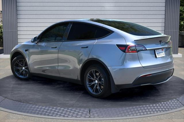 2024 Tesla Model Y Long Range Dual Motor All-Wheel Drive