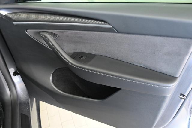 2024 Tesla Model Y Long Range Dual Motor All-Wheel Drive