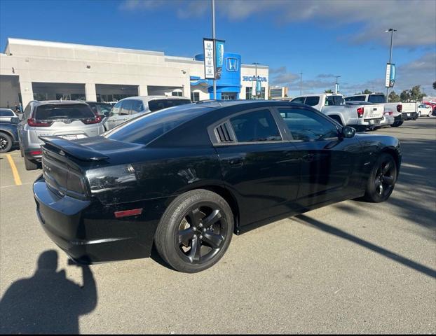 2014 Dodge Charger R/T Plus