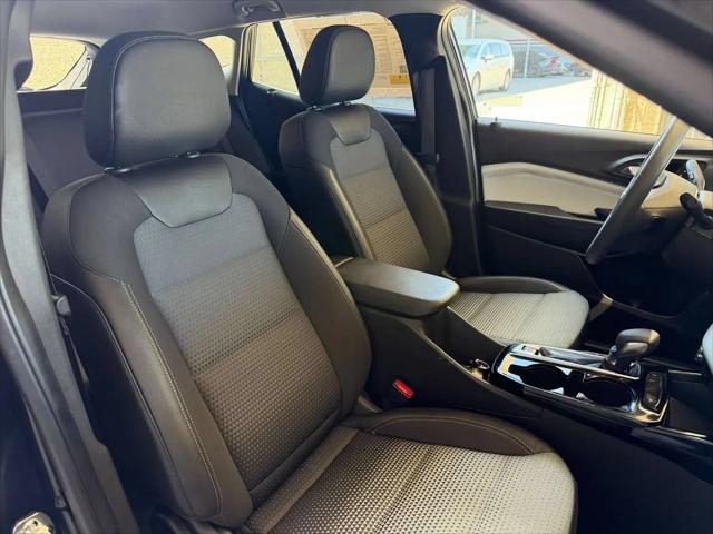 2025 Chevrolet Trax FWD LT