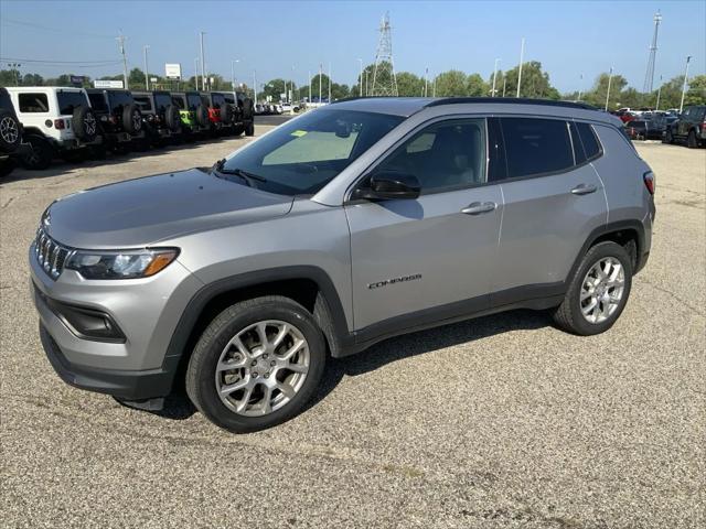 2023 Jeep Compass Latitude Lux FWD