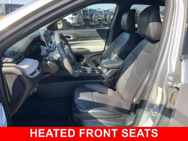 2023 Jeep Compass Latitude Lux FWD