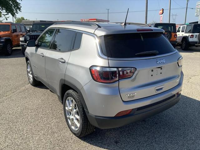 2023 Jeep Compass Latitude Lux FWD