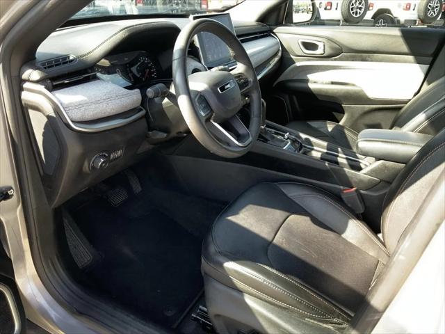 2023 Jeep Compass Latitude Lux FWD