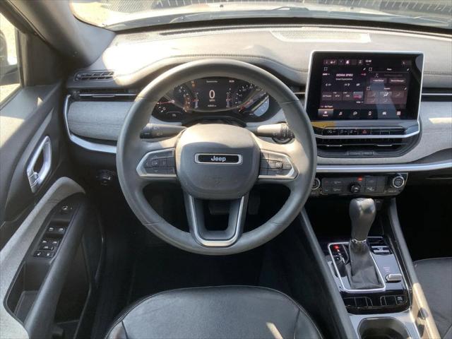 2023 Jeep Compass Latitude Lux FWD