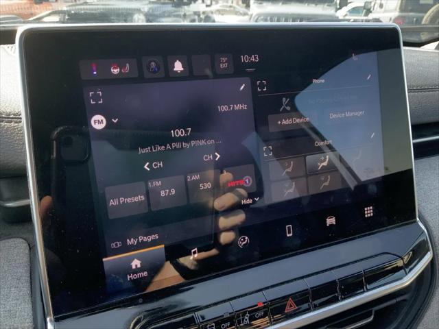 2023 Jeep Compass Latitude Lux FWD