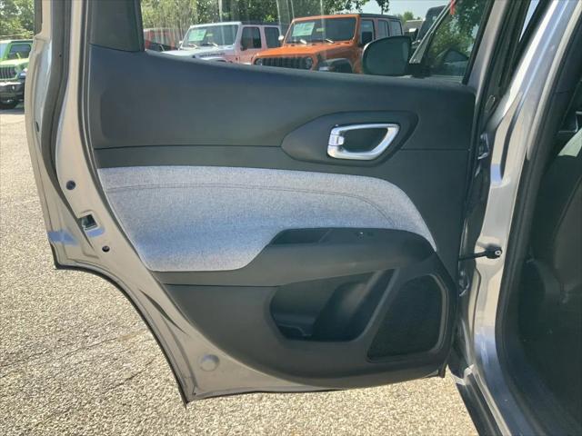 2023 Jeep Compass Latitude Lux FWD