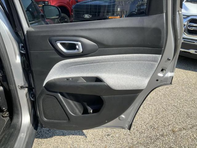 2023 Jeep Compass Latitude Lux FWD