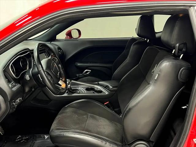 2016 Dodge Challenger 392 Hemi Scat Pack Shaker