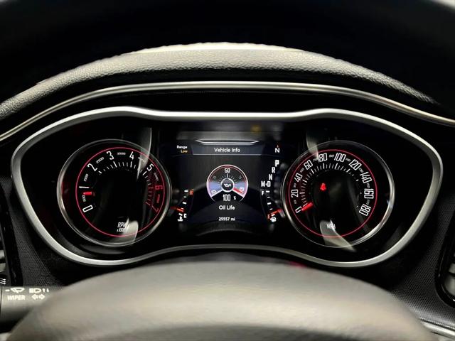 2016 Dodge Challenger 392 Hemi Scat Pack Shaker