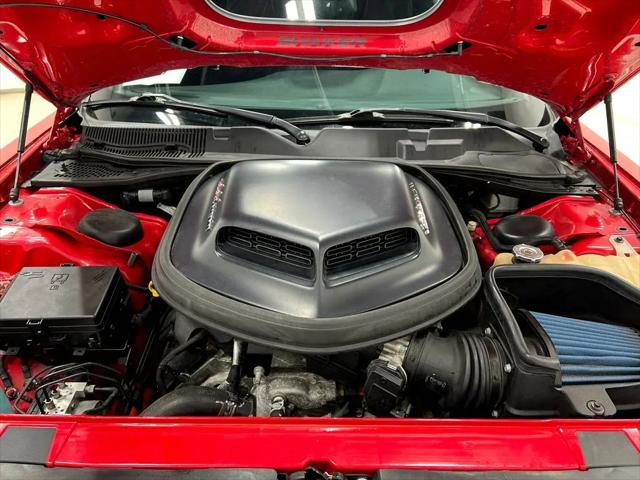 2016 Dodge Challenger 392 Hemi Scat Pack Shaker