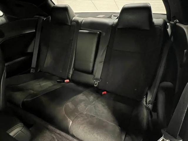 2016 Dodge Challenger 392 Hemi Scat Pack Shaker